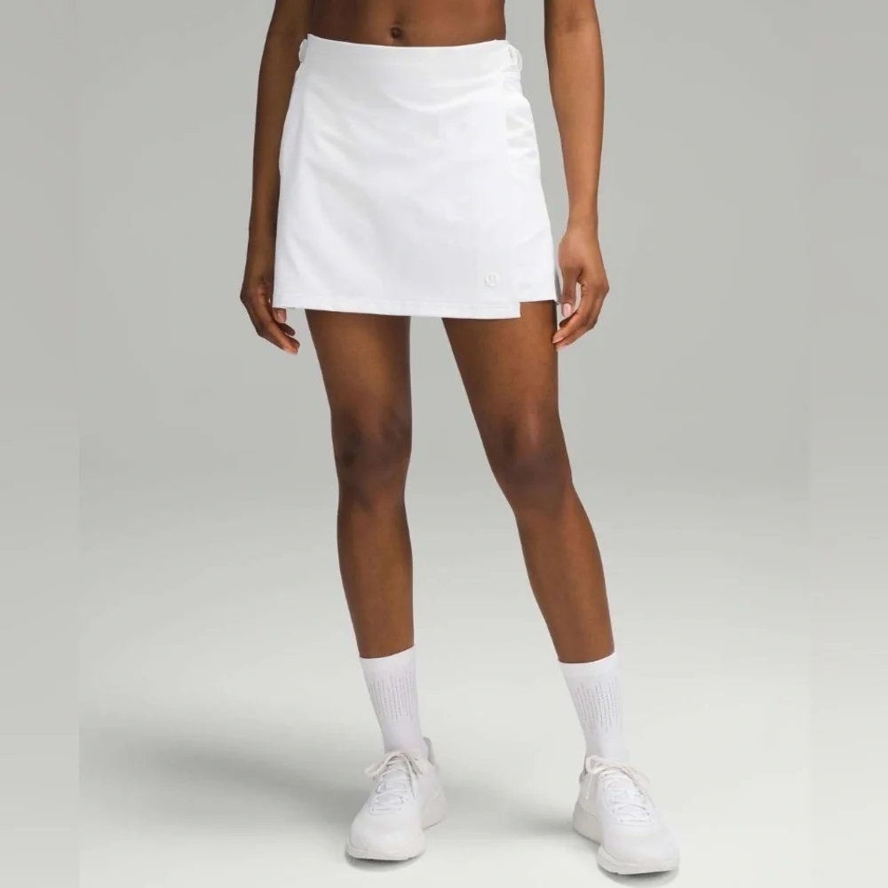 Rare Lululemon Wrap-Front Mid-Rise Golf Tennis Pickleball Skirt White Size 8